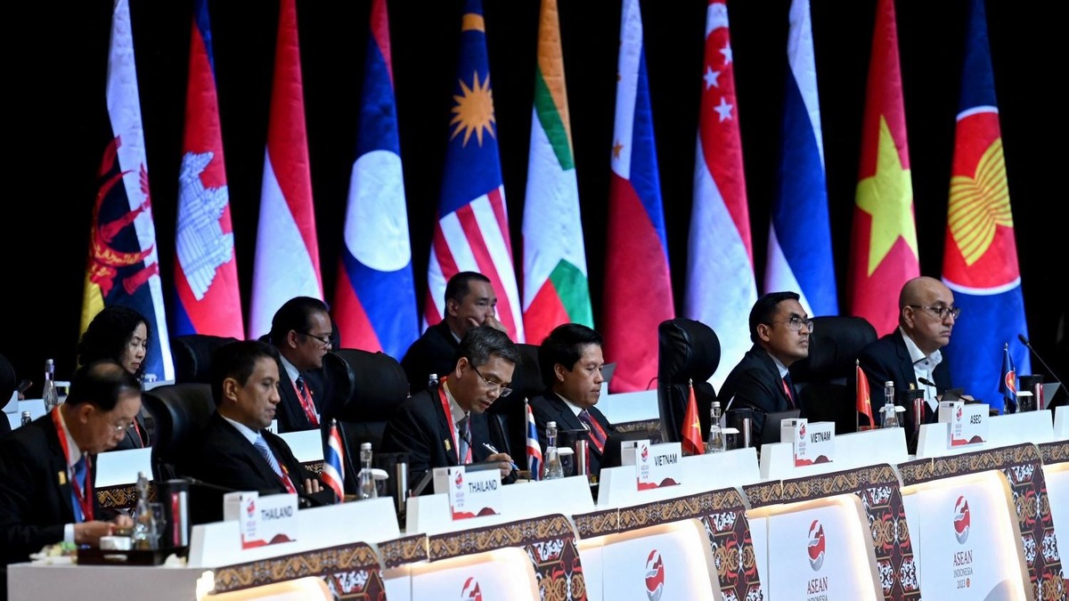 Hew ASEAN Economic Community